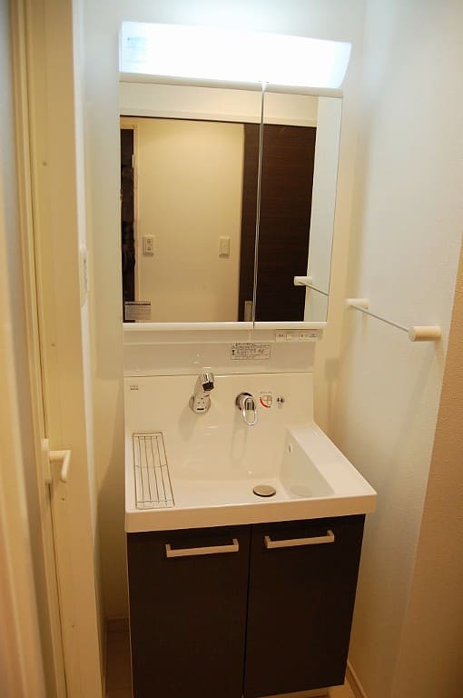 薬院駅 徒歩3分 - 5